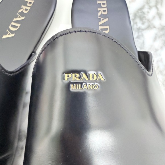 Prada Milano Black Leather Mule Slides Gold Logo Slip On Flat Shoes Mens UK6.5 main image 4